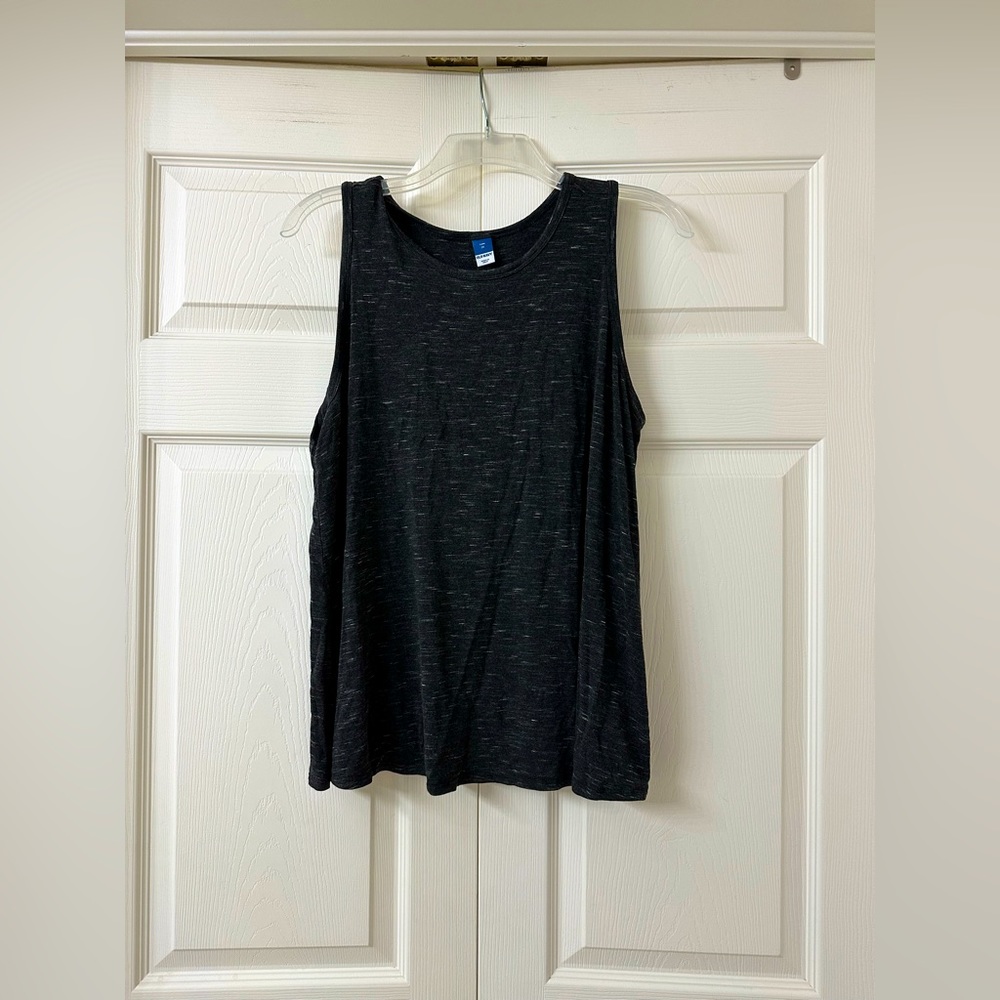 Old Navy Tank Top!!